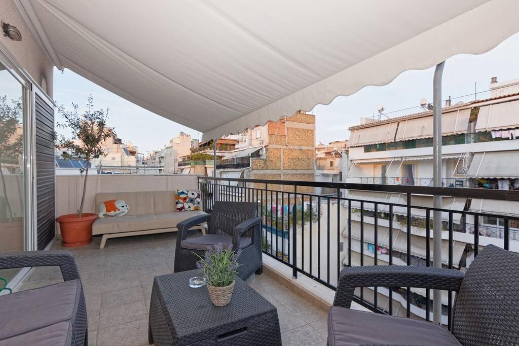 Big Terrace Near Metro And Athens Center Apartment Exterior photo